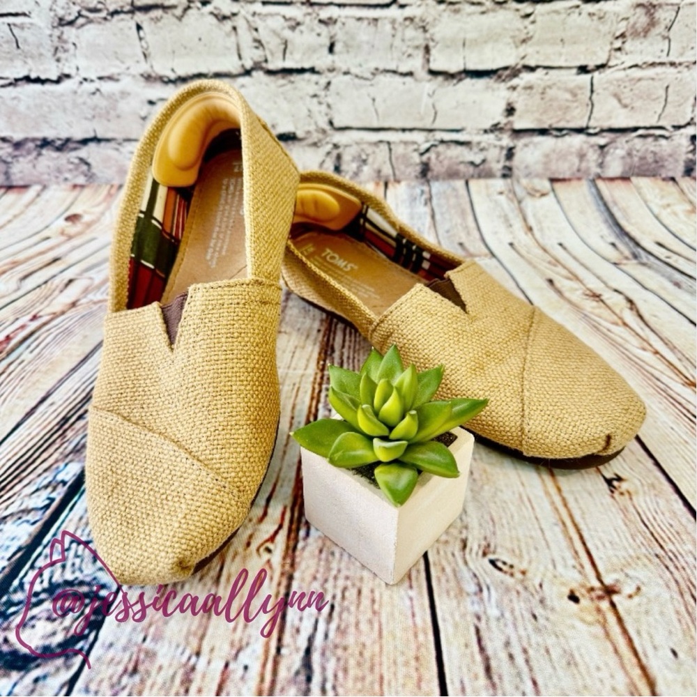 TOMS | Women's Tan Burlap Slip-On Alpargata Flats